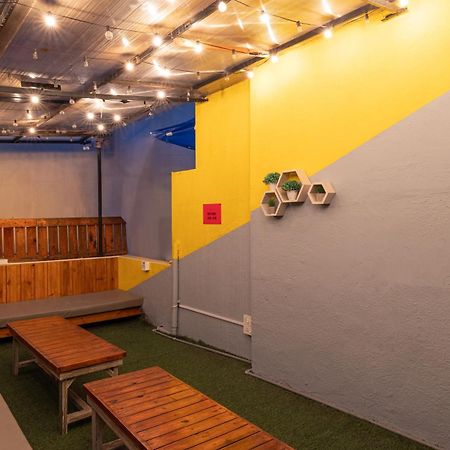 Zostel Bangalore- Indiranagar Dış mekan fotoğraf